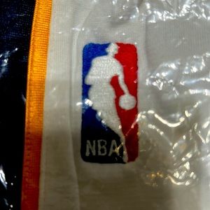 Adidas NWOT men’s NBA (Grizzlies) shorts size 4XL with extra 2” length